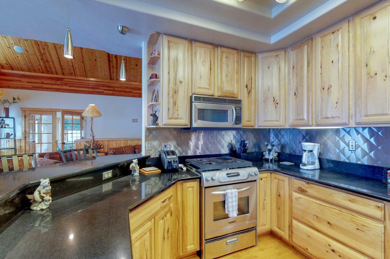 Antler Ridge Villa Big Sky Dış mekan fotoğraf