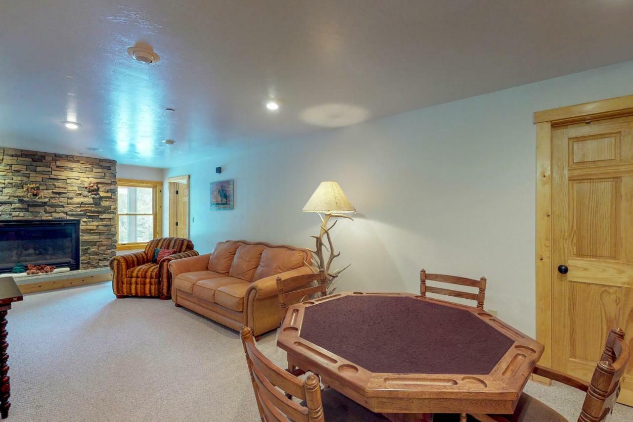 Antler Ridge Villa Big Sky Dış mekan fotoğraf